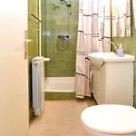 Cozy Apartment In Biograd With Kitchen דירה *
