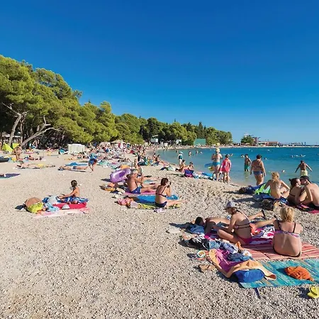 Cozy Apartment In Biograd With Kitchen Lägenhet Opatijski Torovi