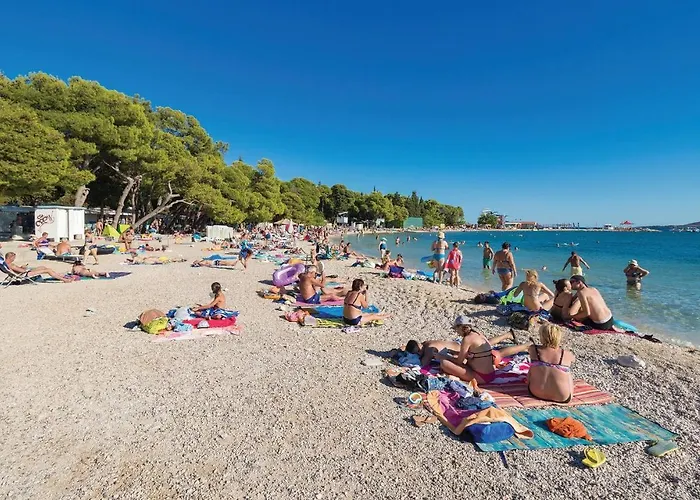 Cozy Apartment In Biograd With Kitchen Lägenhet Opatijski Torovi