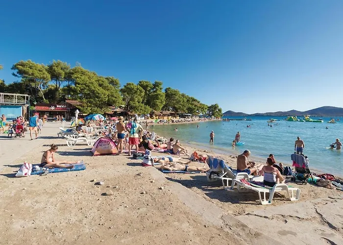 Lägenhet Cozy Apartment In Biograd With Kitchen *