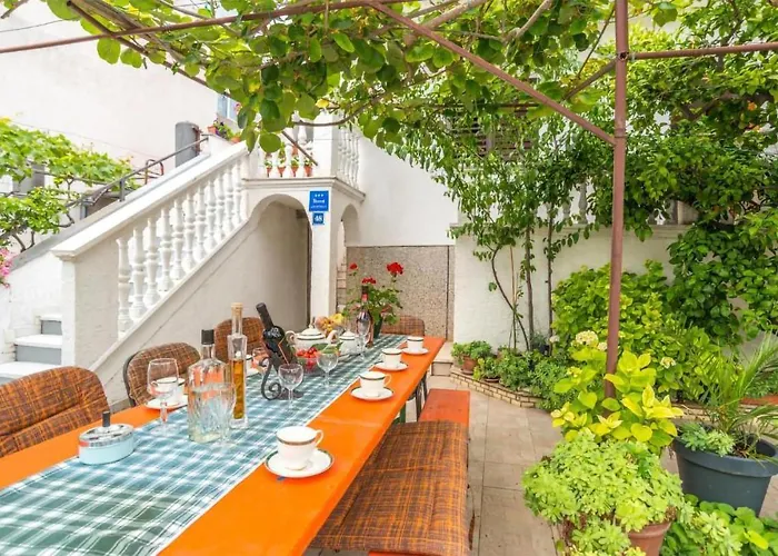 Cozy Apartment In Biograd With Kitchen Opatijski Torovi