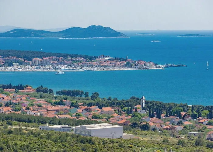 Cozy Apartment In Biograd With Kitchen Opatijski Torovi